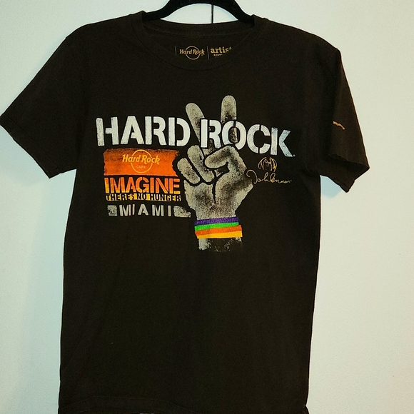 Hard Rock Miami John Lennon Imagine ❤️ - Picture 1 of 4